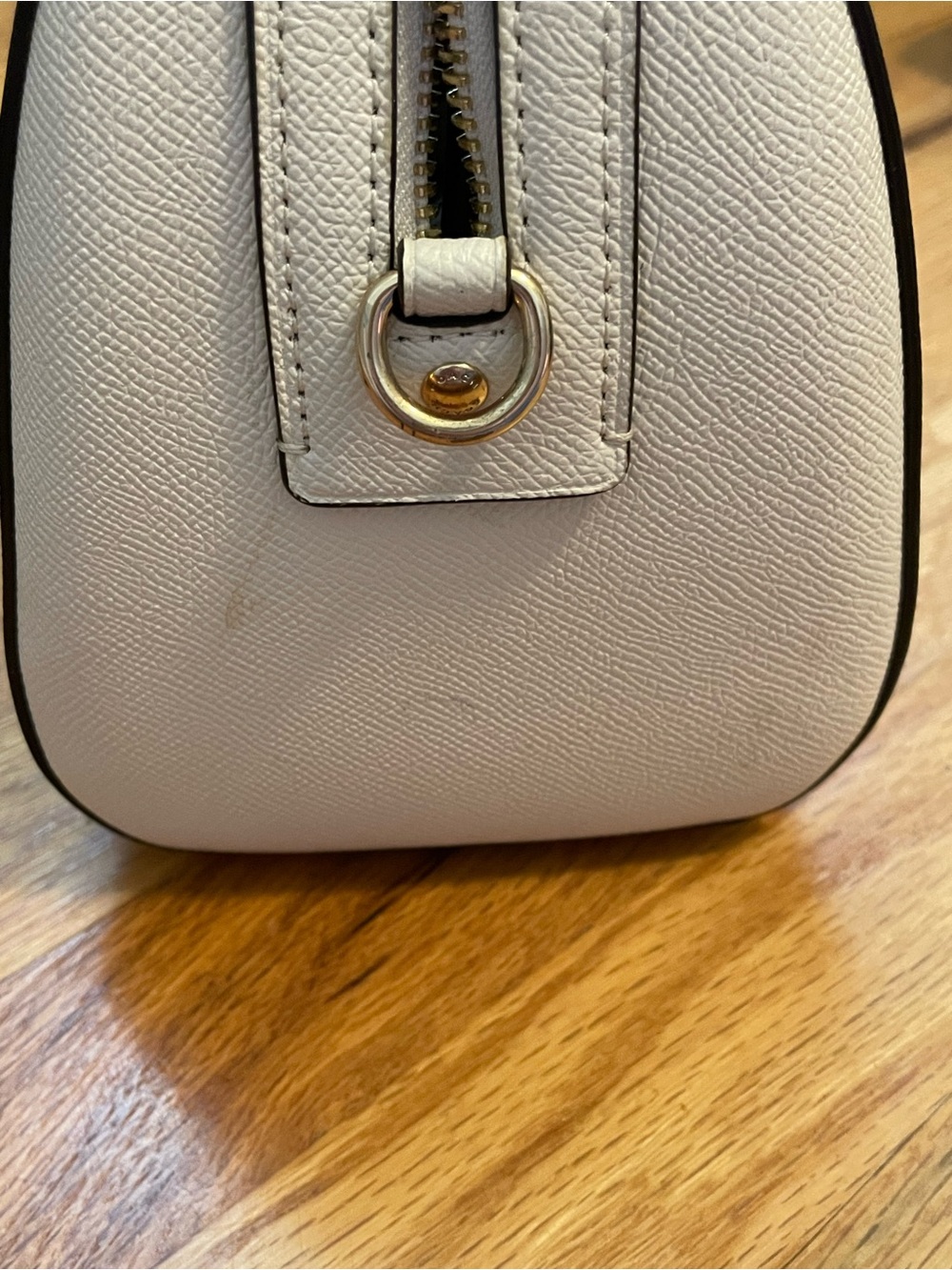 Ivory Coach purse PRICE IS FIRM - Picture 4 of 7